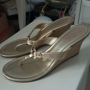 Lilly Pulitzer gold espadrille wedge sandals sz 9